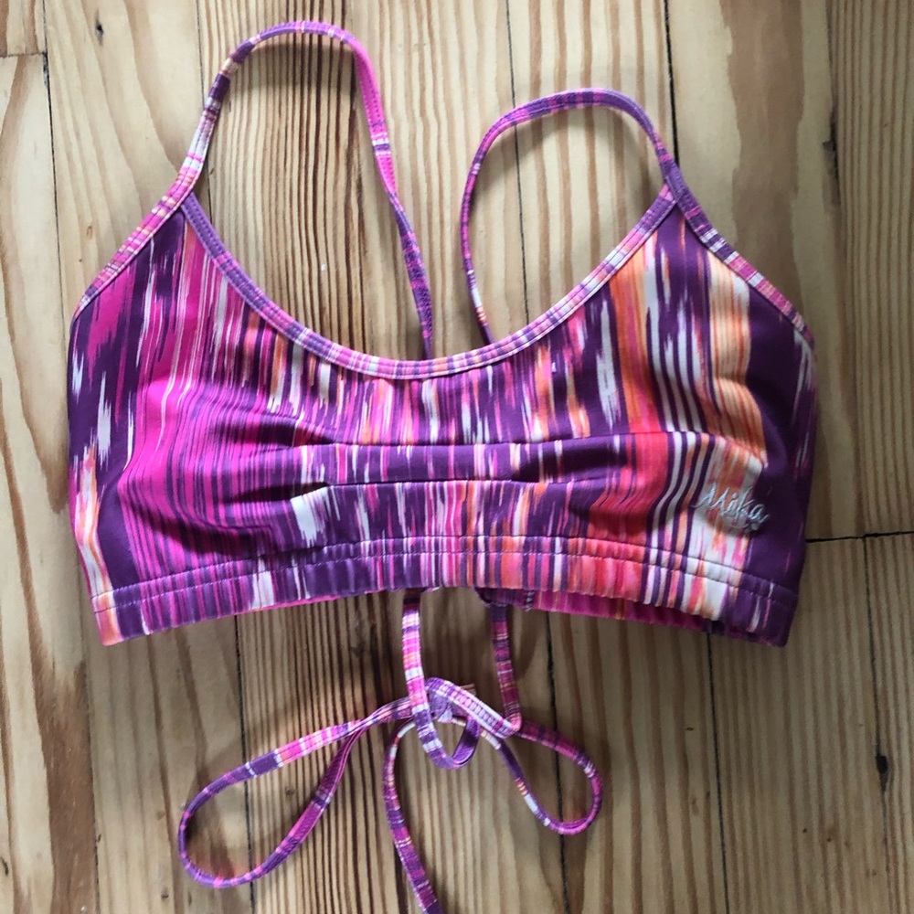 Mika yoga strappy tie yoga bra top